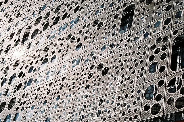 پوسته دوم ساختمان چه کاربردی دارد؟